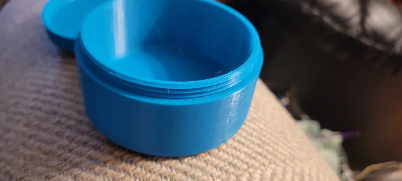 Hộp Tròn Có Ren - Image 2