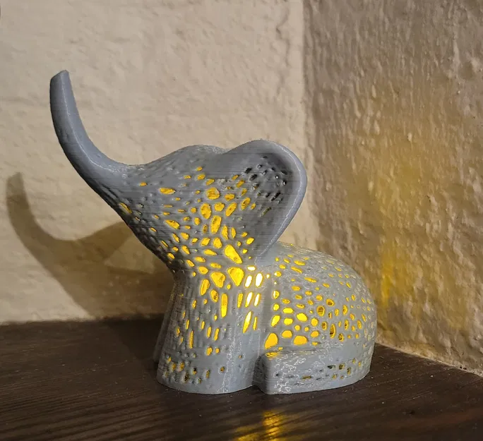 Đèn Trà Hình Voi Voronoi - Image 1