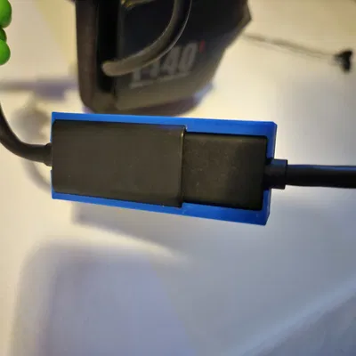 Kẹp kết nối dây cho kính HP Windows Mixed Reality