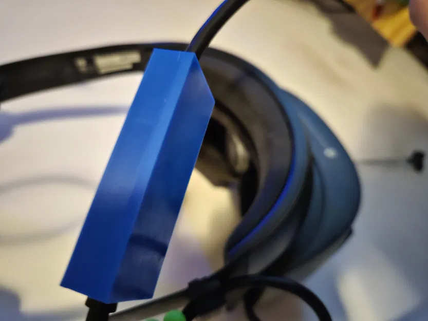 Kẹp kết nối dây cho kính HP Windows Mixed Reality - Image 2