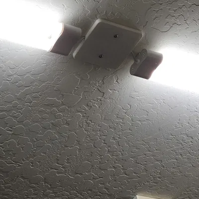 Tấm Che Hộp Điện Trần Nhà Chuẩn Mỹ