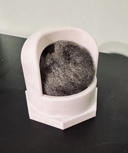 Giá Đỡ Hộp Đựng Nhíp Hàn Cách Điệu - Image 1