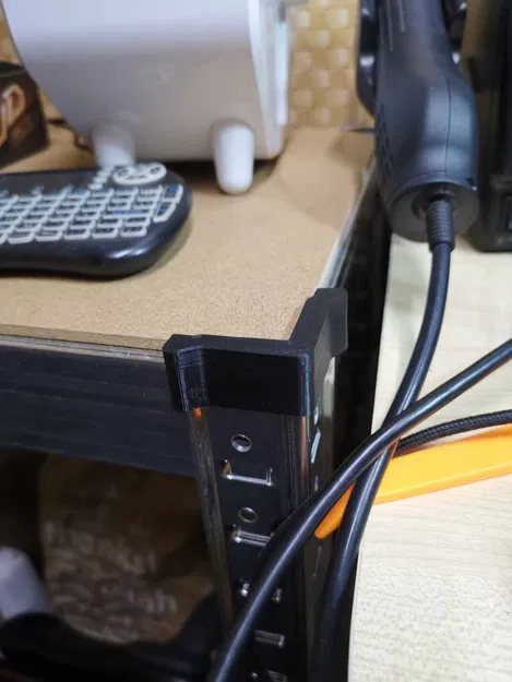 Miếng Bảo Vệ Góc Kệ - Image 1