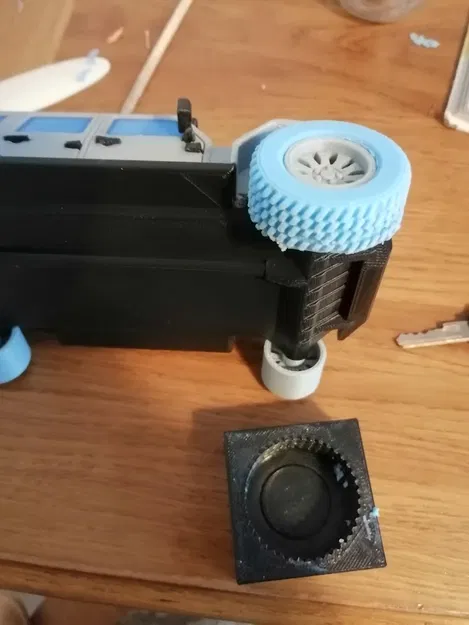 Khuôn đúc lốp xe bằng silicone - Image 1