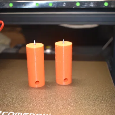 Con Kít Đánh Dấu Lỗ Chốt Cửa