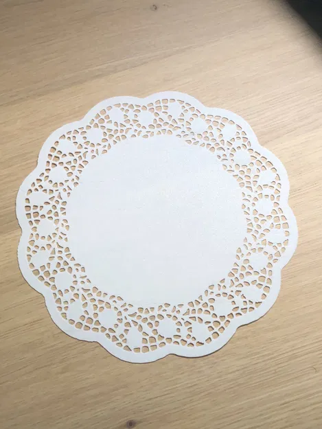 Tấm Lót Ly / Khăn Trải Bàn Kiểu Ren - Image 1