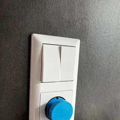 Nắp Che Ổ Cắm Điện Tiêu Chuẩn Châu Âu / Đức