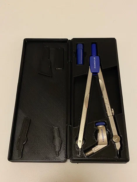 Hộp Dựng Compa Staedtler (Mẫu Mars Basic 558) - Image 1