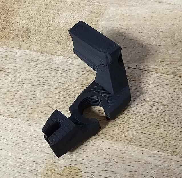 SB2209 SB2240 PG7/CNLinko Giảm Căng Thẳng USB - Image 1