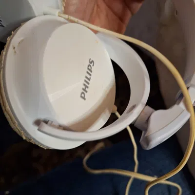 Sửa Gọng Tai Nghe Philips Bị Gãy