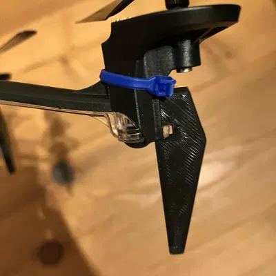 Chân đế hạ cánh cho Latrax Alias (Bản chỉnh sửa)