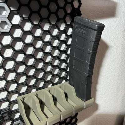 Kệ Đựng Băng Đạn M4 / AR15 Cho Tường Tổ Ong