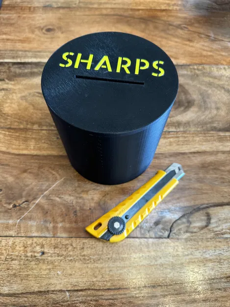 Hộp đựng vật sắc nhọn cỡ lớn cho lưỡi dao Olfa - Image 1