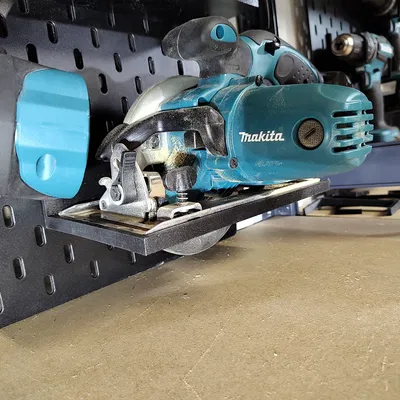 Giá Đỡ Máy Cưa Đĩa Makita Cho Skadis