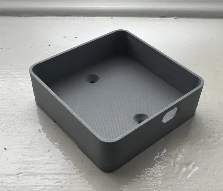 Hộp hoặc Giá Đỡ Gắn Tường Ubibot WS1 - Image 3