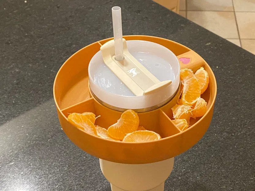 Khay Đựng Đồ Ăn Vặt Cho Ly Stanley Quencher (40oz) - Image 1