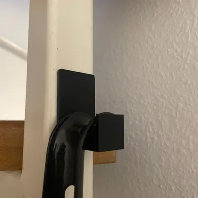 Móc Treo Xịt Giày