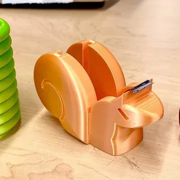 Mấy bé chuột trên bàn làm việc!