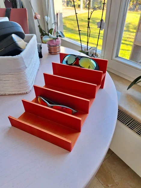 Cầu thang để Kính râm V2 Lớn hơn - Image 3