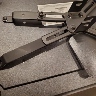 Tay gắn máy chiếu