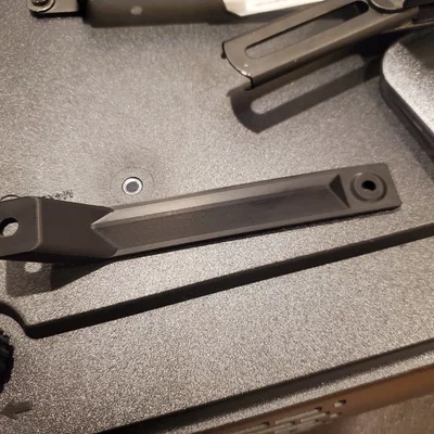 Tay gắn máy chiếu