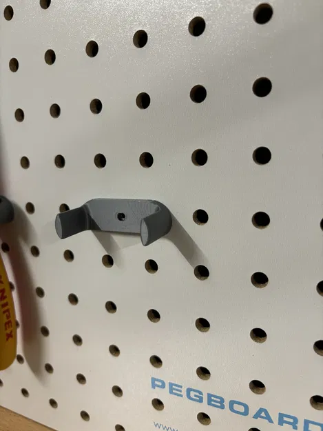 Kệ Knipex Pliers Cho Bảng Ghim - Image 1