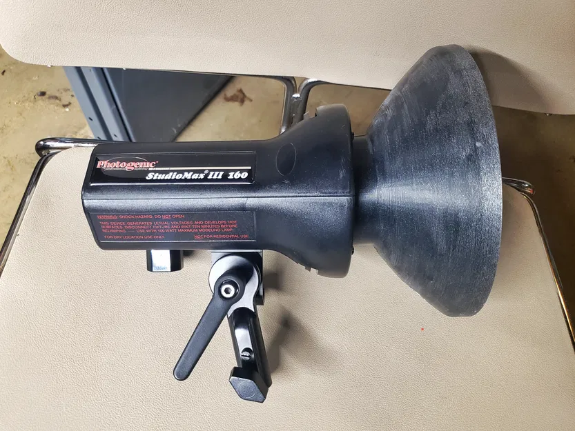 Chóa Phản Xạ Parabol 7" Photogenic StudioMax Monolight - Image 2