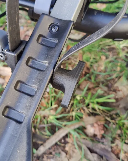 Chốt Vặn Thay Thế Cho Giá Chở Hàng Eazzy Buzzrack - Image 1