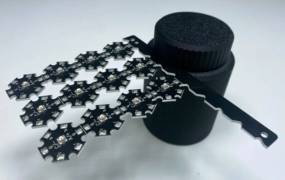 Mạch Hàn / Tay Trợ Lực (Löthilfe) - Image 1