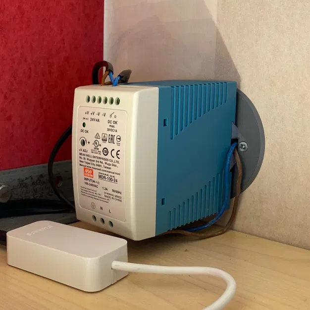 Vỏ hộp điện âm tường có ray DIN - Image 1