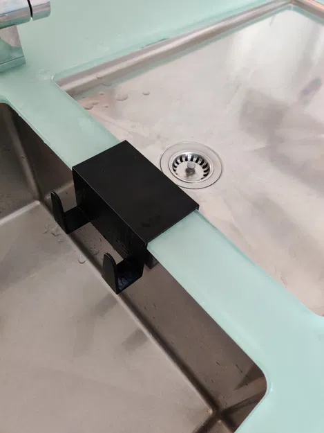 Kẹp Khăn Mặt Bồn Rửa - Image 1