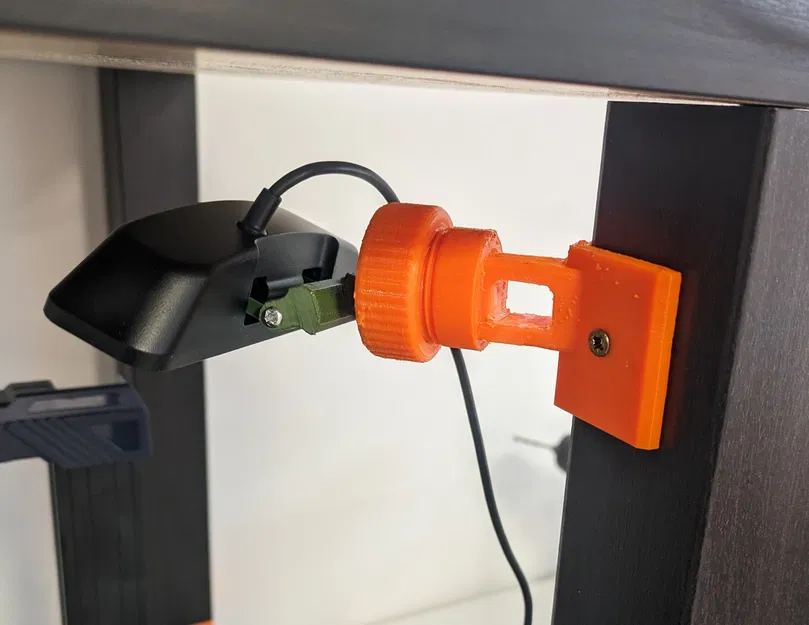 Giá đỡ Logitech C925e cho bàn Ikea Lack - Image 2