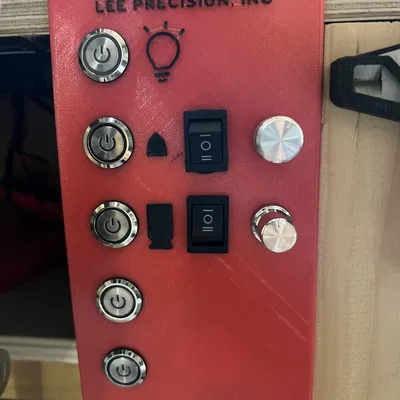 Bảng điều khiển trạm nạp đạn Lee