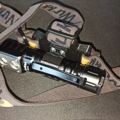 Giá đỡ đèn pin đội đầu Wurkkos HD15