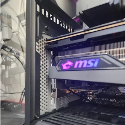 Giá Đỡ GPU Ngang Cho HYTE Y60