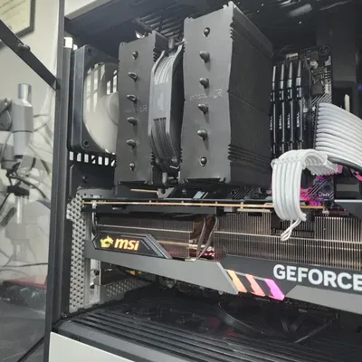 Giá Đỡ GPU Ngang Cho HYTE Y60