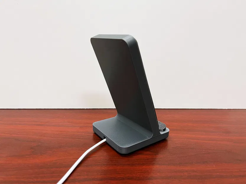 Đế Sạc MagSafe Cho iPhone Dựa Theo Đế Sạc Nomad Base Station - Image 2