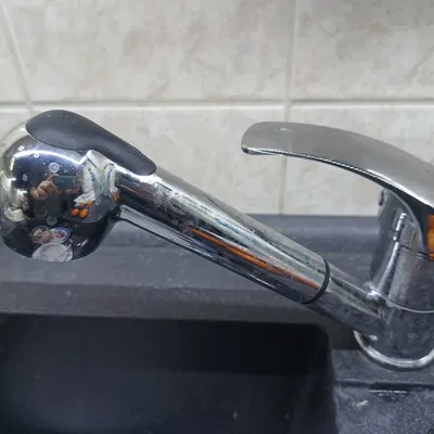 Chèn vòi sen Mississipi của Rav Slezak