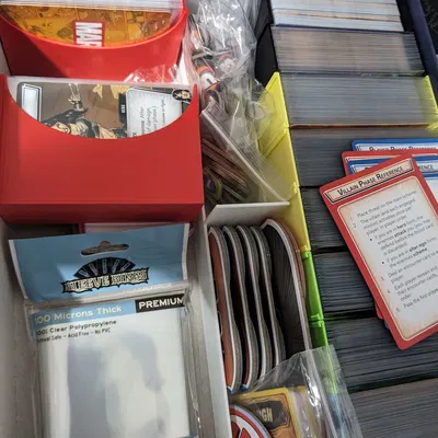 Hộp Anh Hùng Marvel Champions Dài Hơn