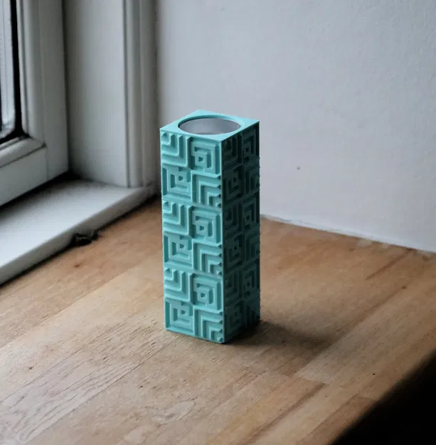 Chân Nến V26 - Image 1