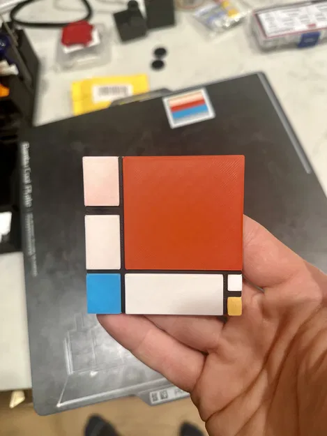 Tranh Búp Bê Mondrian - Bản Gốc Đỏ, Xanh Dương, Vàng - Image 3