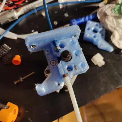 JustAStruder - Bộ đùn thay thế cho hệ Prometheus