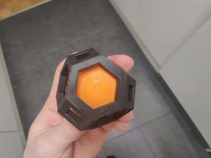 Đa giác không tưởng có chân đế hình cầu (remix) - Image 3