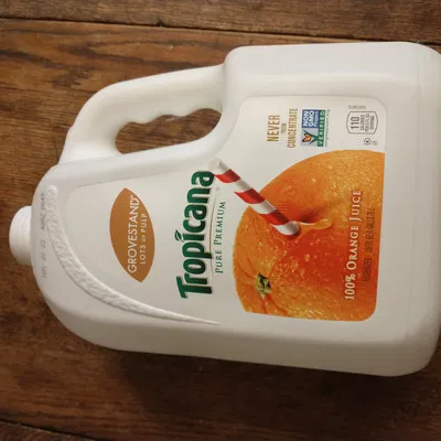 Mô Hình Bình Cam Tropicana Nhựa HDPE Trắng 128 fl oz