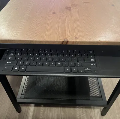 Giá đỡ bàn phím FJALLBO