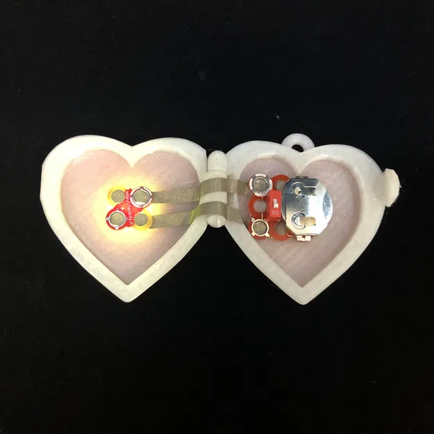 Mặt Dây Chuyền Trái Tim Phát Sáng - Image 3