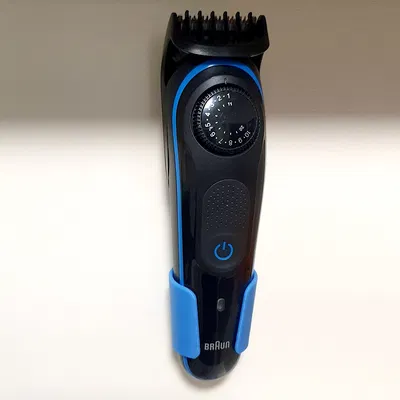 Giá Treo Tường Máy Cạo Râu