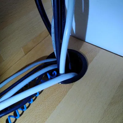 Nắp Bịt Lỗ Luồn Dây Bàn (50mm)