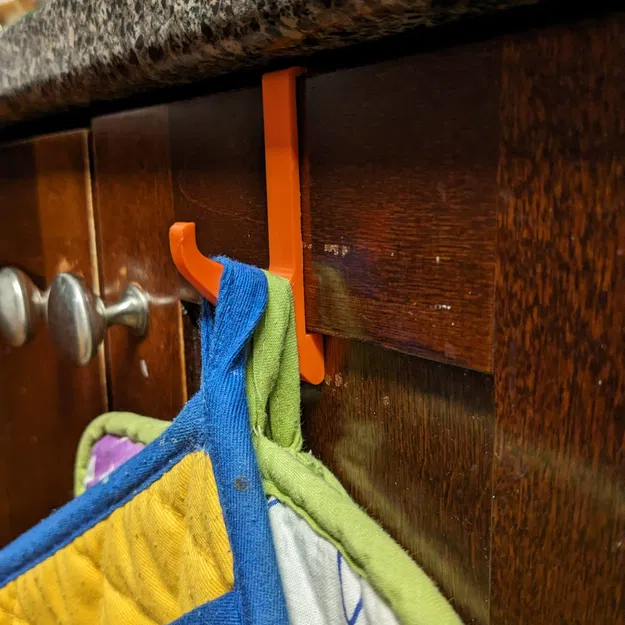 Móc Treo Khăn Tủ Bếp - Image 1