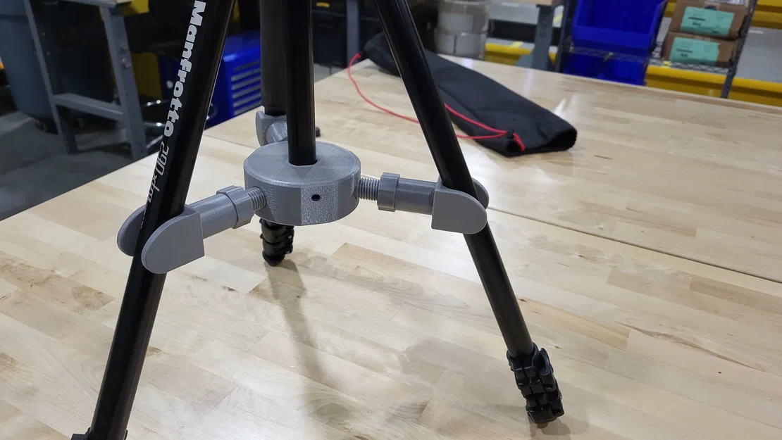 Kẹp Giữ Chân Tripod Manfrotto 290 Xtra - Image 1